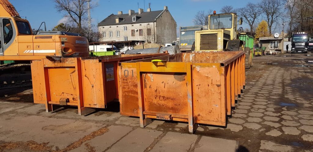 kontenery na odpady piotrków trybunalski